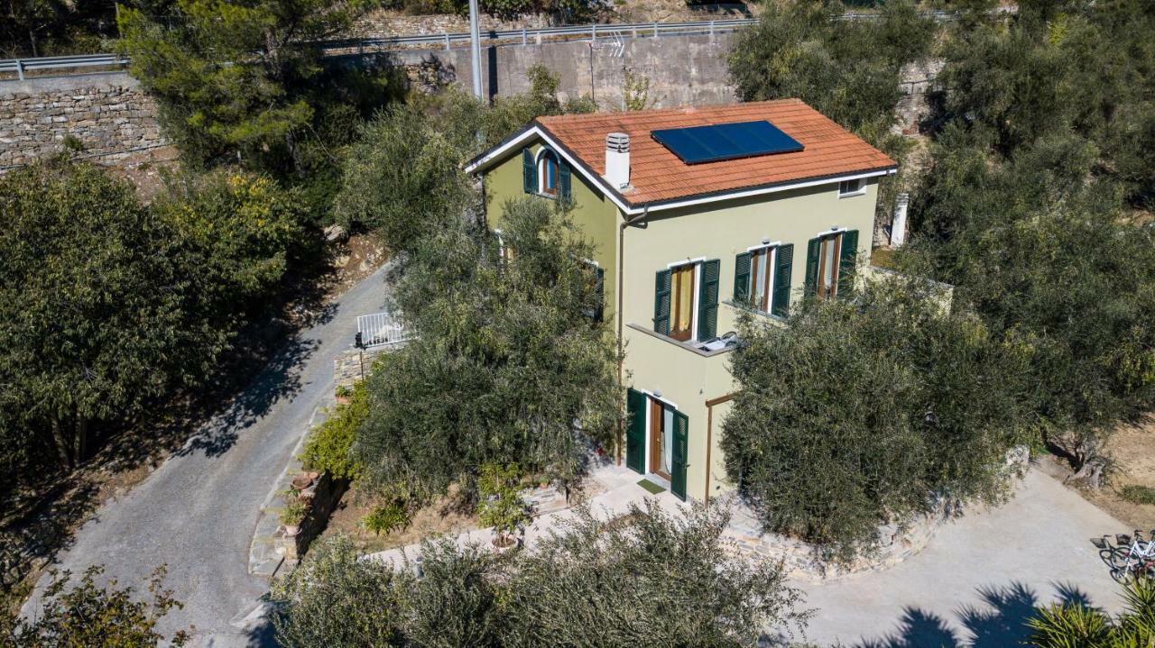 Appartamenti Arco Antico Сан Бартоломео ал Маре Екстериор снимка